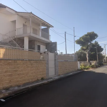 La Vita Apartments-Near Airport & Sea Artemida  Exterior photo