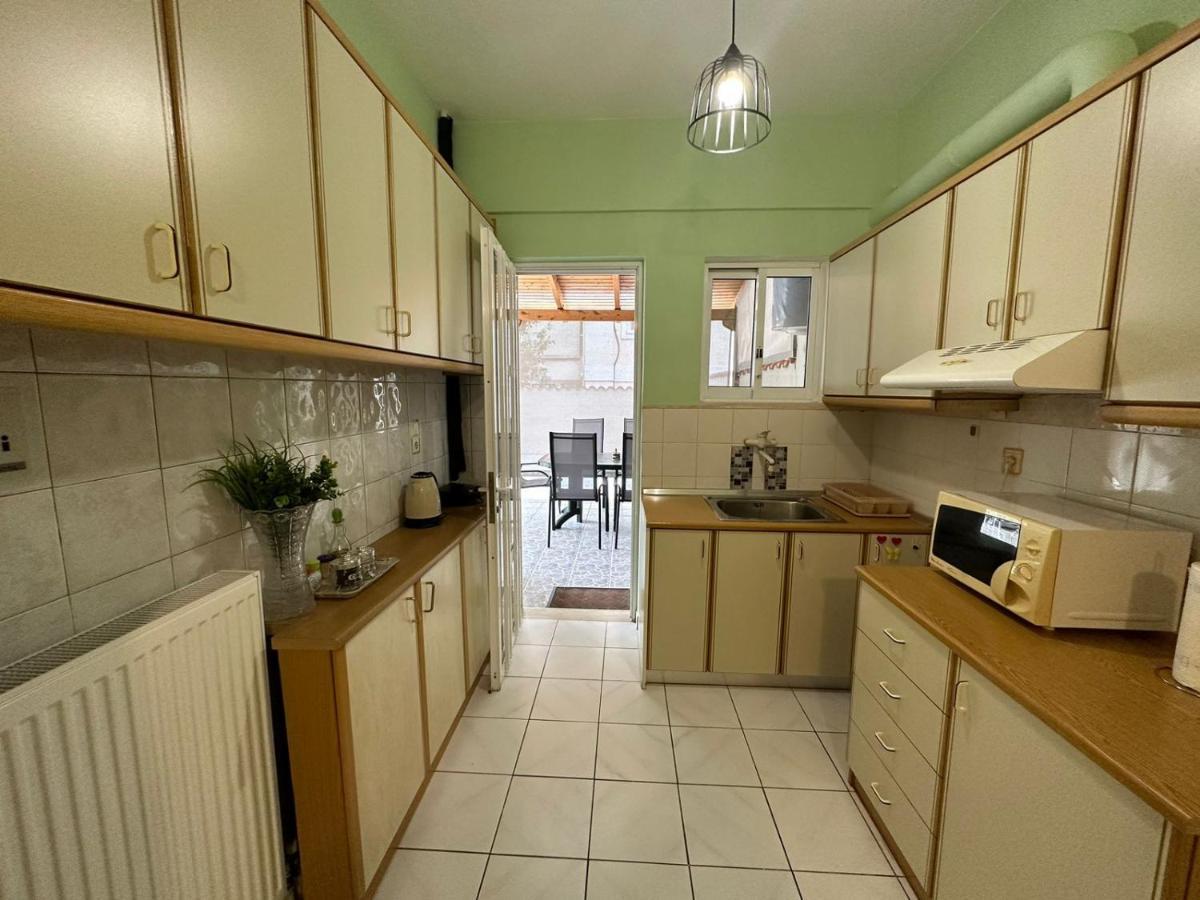 La Apartments-near Airport & Sea