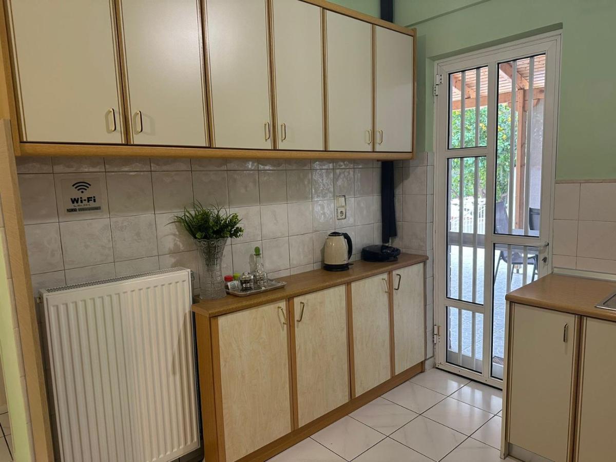 La Apartments-near Airport & Sea Apartment Artemida (Attica)
