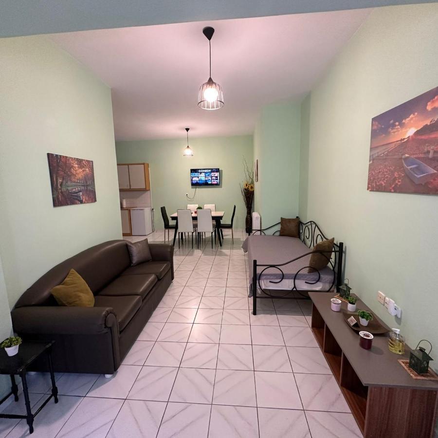 La Apartments-near Airport & Sea * Artemida (Attica)